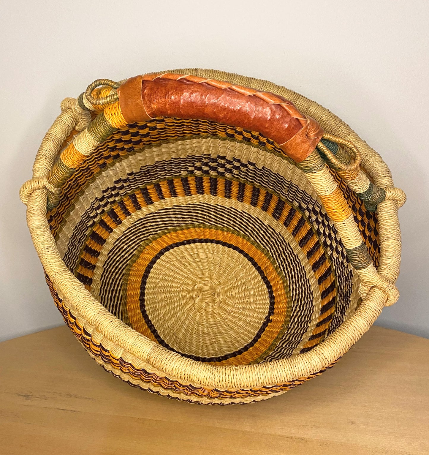 Medium Bolga Round Basket