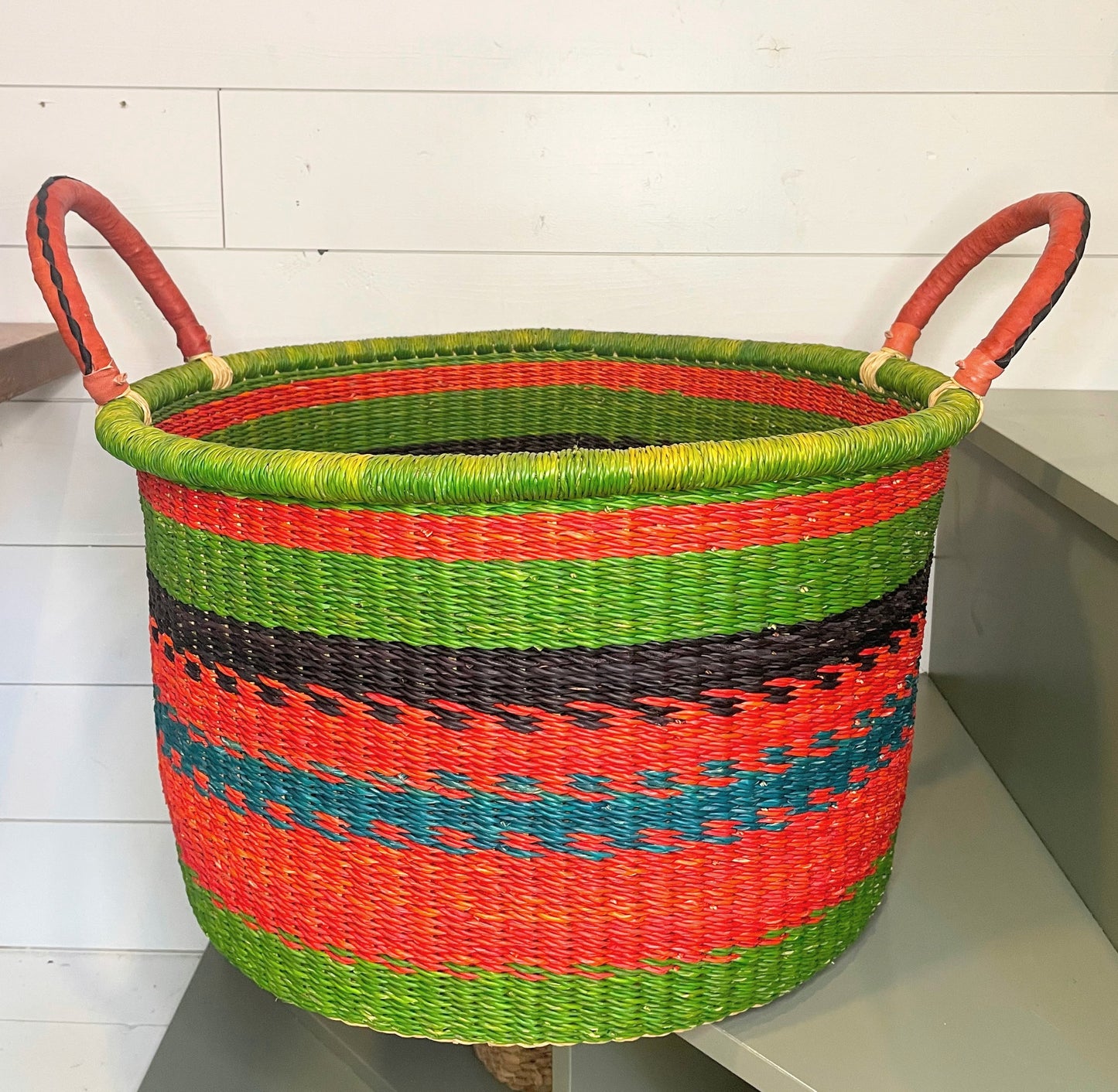 Medium Floor Basket