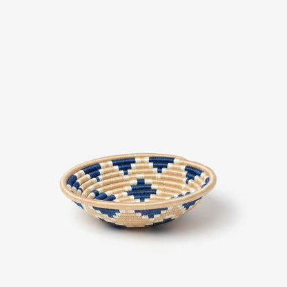 Akaneri Handwoven Bowls Various Colours (2 Sizes)