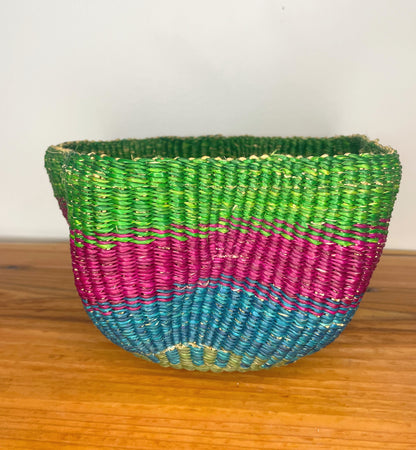 Small Wavy Bowl