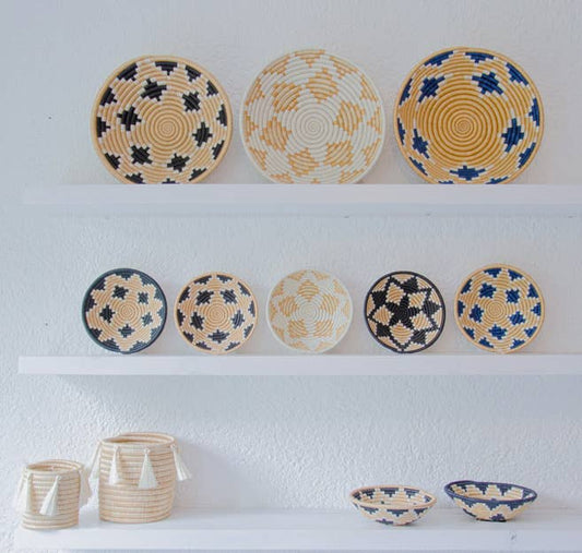 Akaneri Handwoven Bowls Various Colours (2 Sizes)