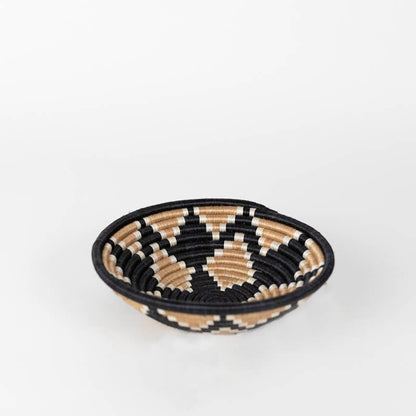 Akaneri Handwoven Bowls Various Colours (2 Sizes)